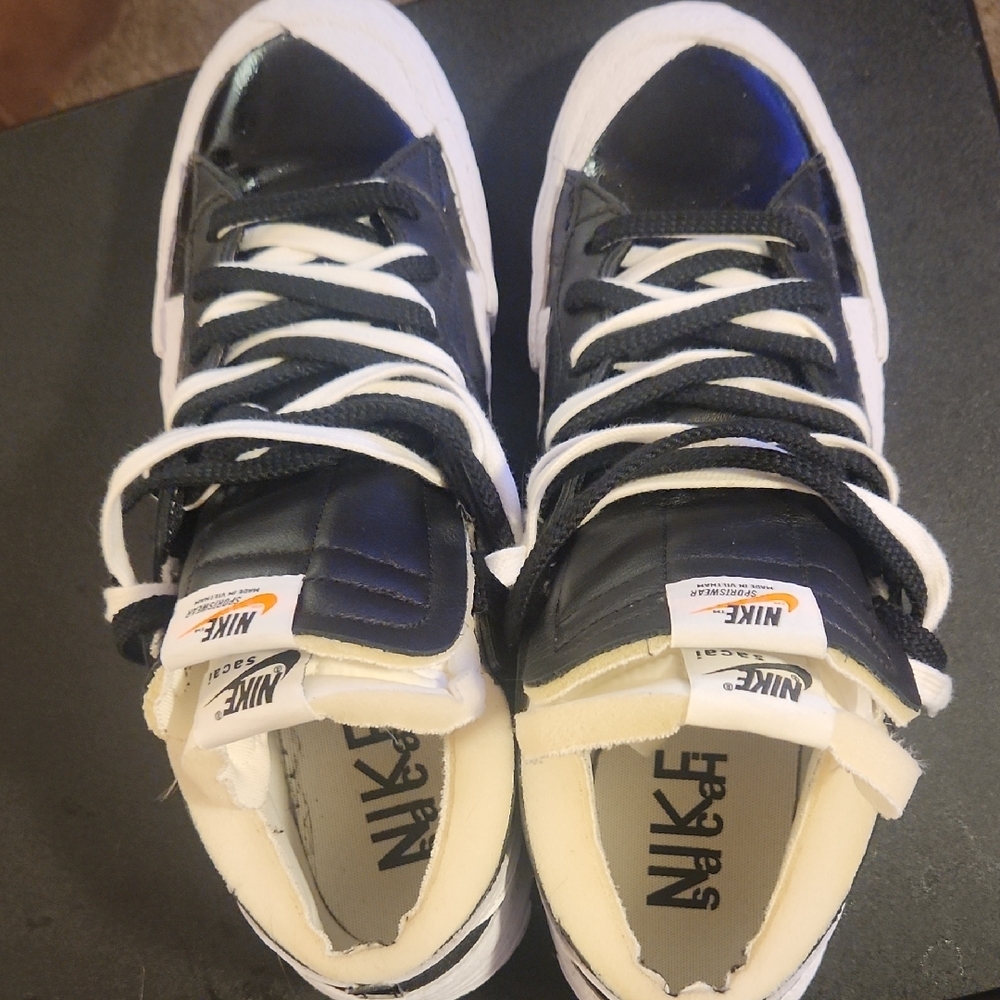 "Nike Blazer Low × Sacai" Black and White Layered Swoosh Sneakers - Picture 7 of 9